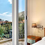Spyros Apartment